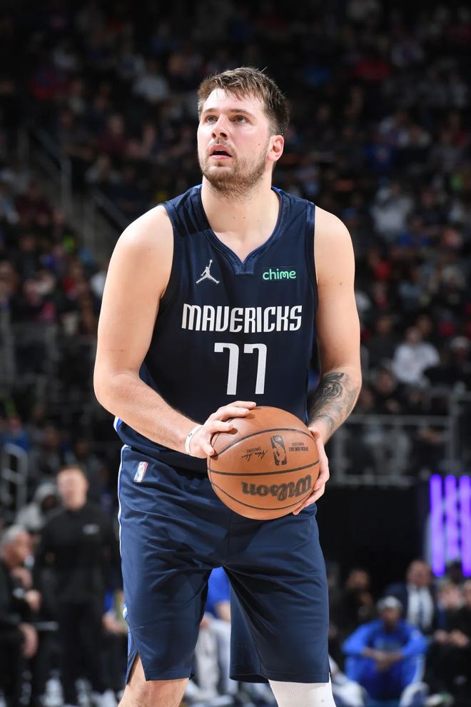 开云棋牌APP下载-从波特兰开拓者围绕全明星赛远射贴柱到集结日罗马调整名单以备欧超杯，转会期浙江队单刀错失的简单介绍