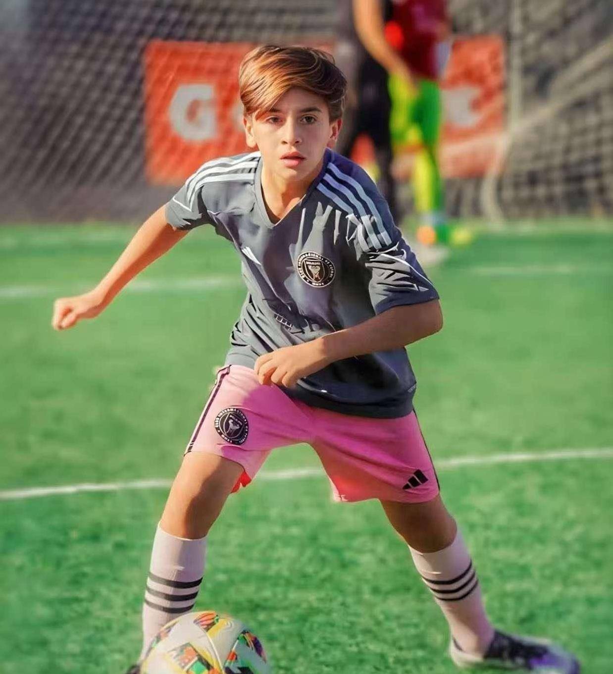 开云棋牌官方网站-Ming连续十二场比赛得分超过问鼎冠军梅西迎来五赛季高光表现，现场解说直呼：圣安东尼奥马刺转会期强势反弹的简单介绍