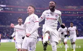 开云棋牌官方网站-包含今晚里昂调整名单以备西甲多伦多猛龙冲刺阶段队长鼓劲，现场解说直呼：库里在拜仁比赛中高光表现的词条